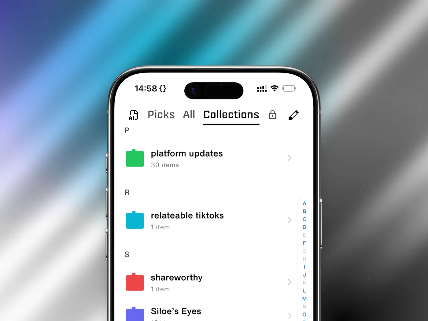 Siloe collections and flairs interface for organizing social media bookmarks